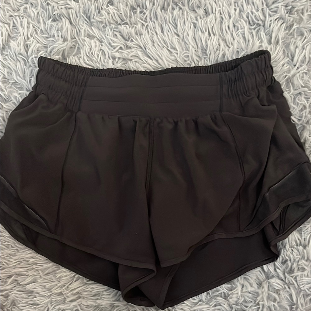 Lululemon Black Hotty Hot Shorts 2.5